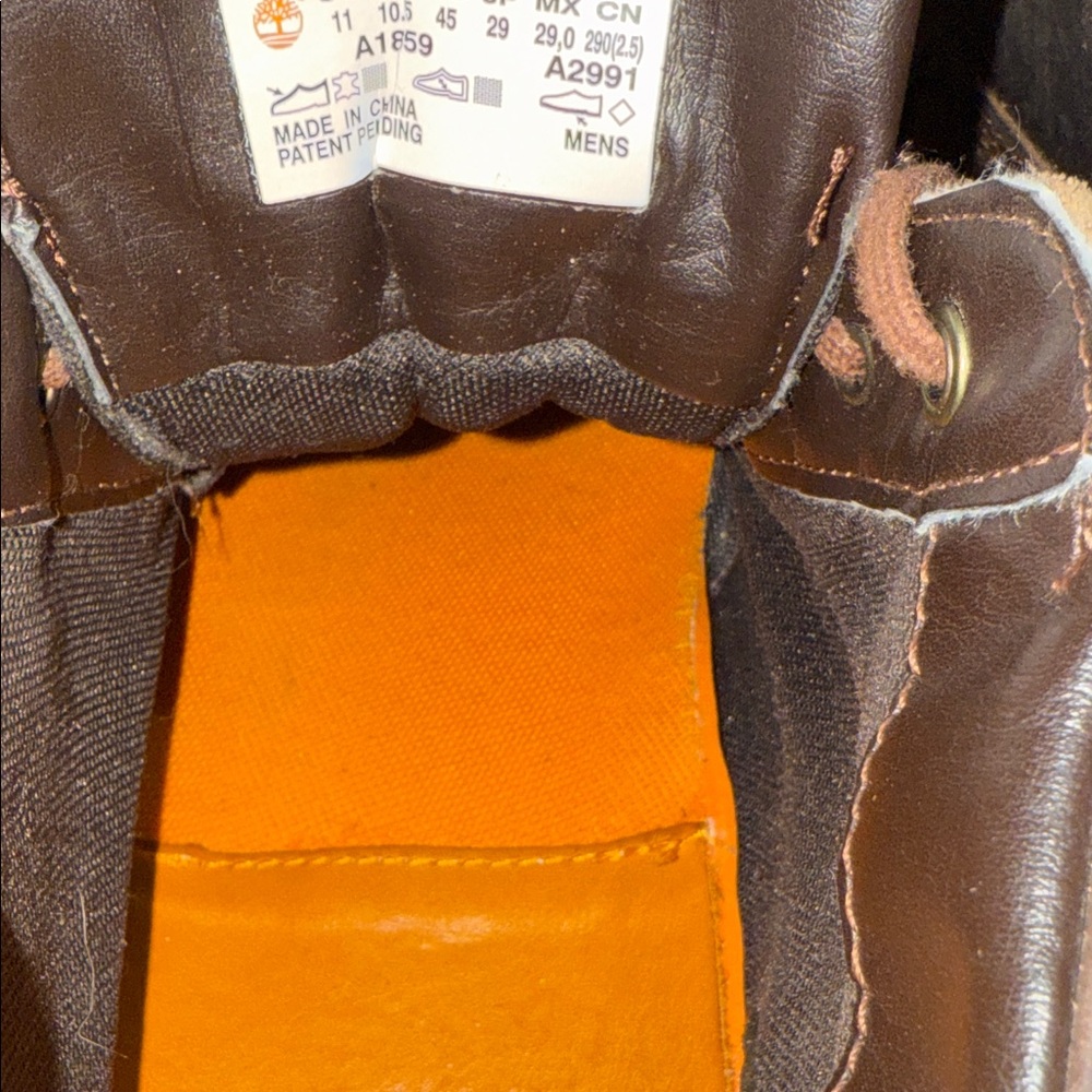 Timberland Grantly Mountain Chukka Boots - Picture 9 of 15